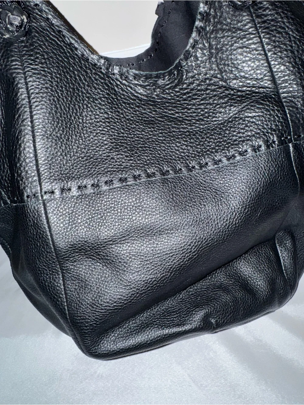 The Sak sak black